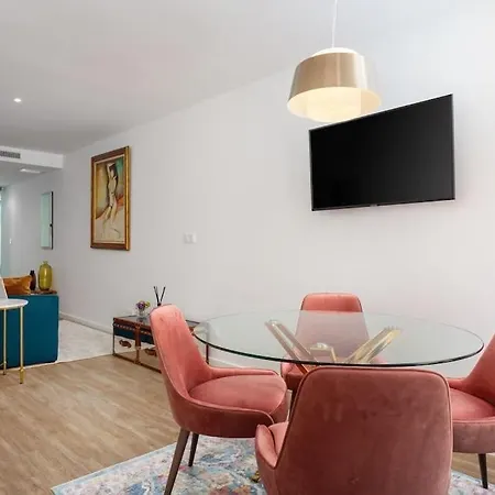 Stupendo-1 Br-center- Air Conditioning -free Park Lisboa